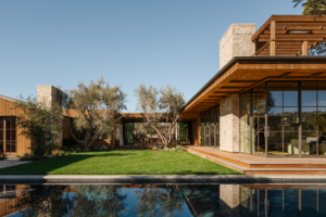 Skylark Backyard Model